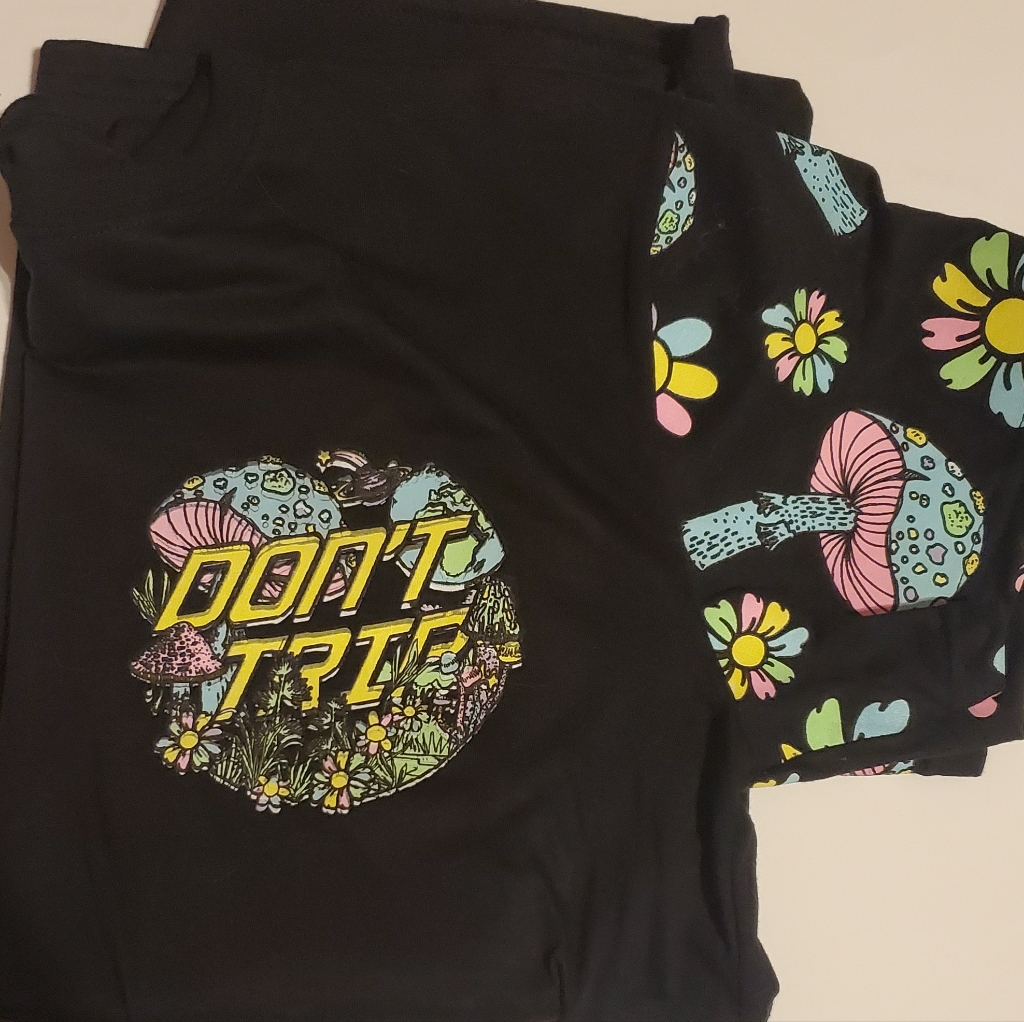Black Graphic Short Sleeve Tee Black Graphic Short Sleeve Tee
